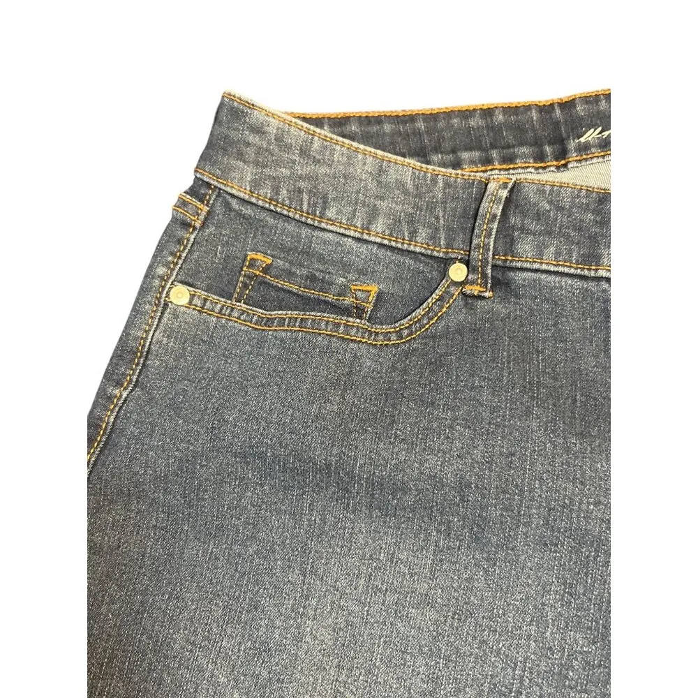 Gloria Vanderbilt Skimmer Denim Shorts Jeans All Around Slimming Effect Size 18 - Image 2