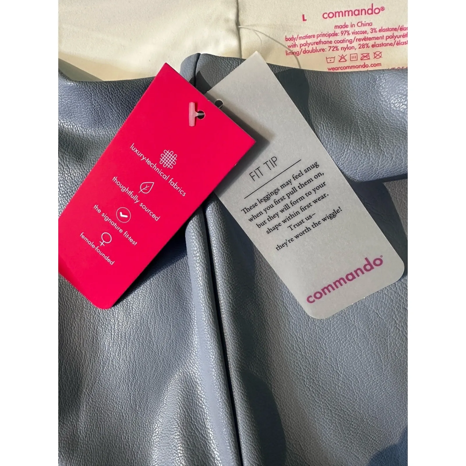 Commando Faux Leather Legging Vintage Blue Large  97% Viscose 3 %elastane - Image 6