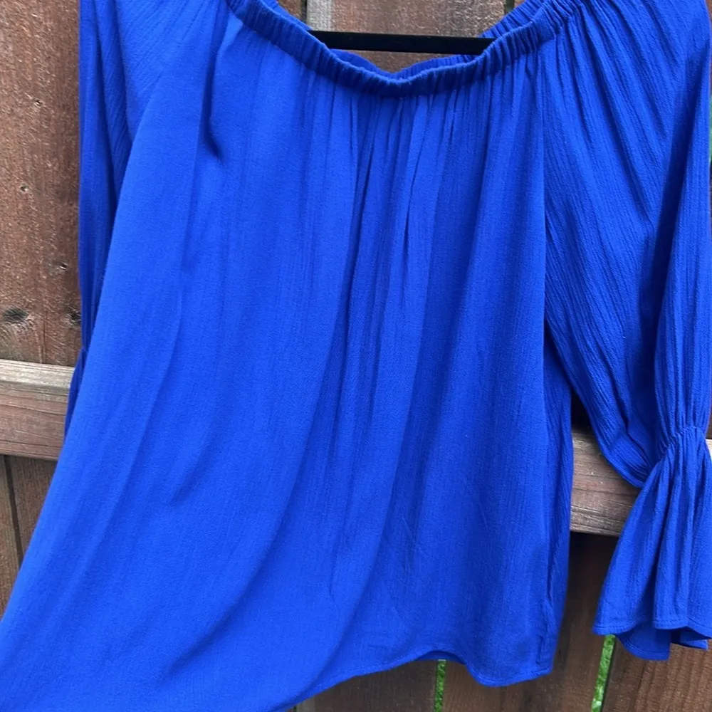 Sanctuary Havana Blue Charlotte Cold Shoulder Bell Sleeve Top Size Small NWT - Image 13