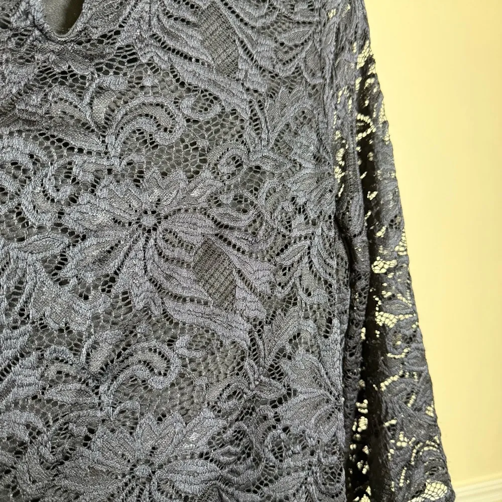 Black Lace Large Romantic Feminine Scalloped Hem Witchy Gothic Semi Formal Too - Image 5