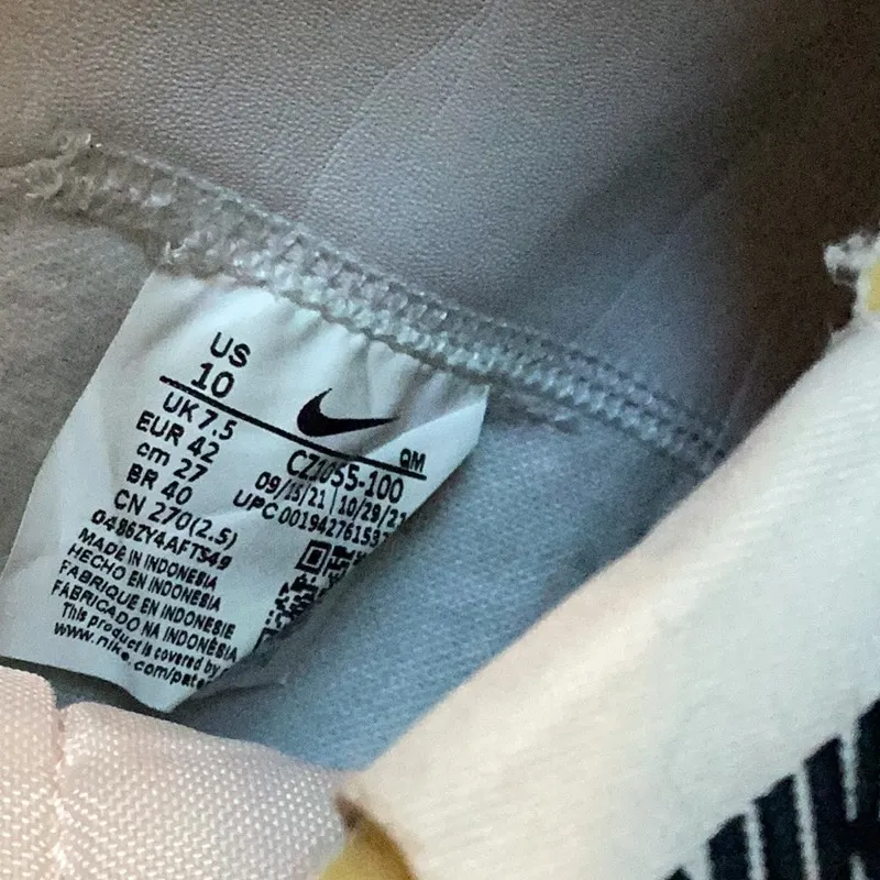 Nike Blazers high top sneaker size 10 women’s - Image 8