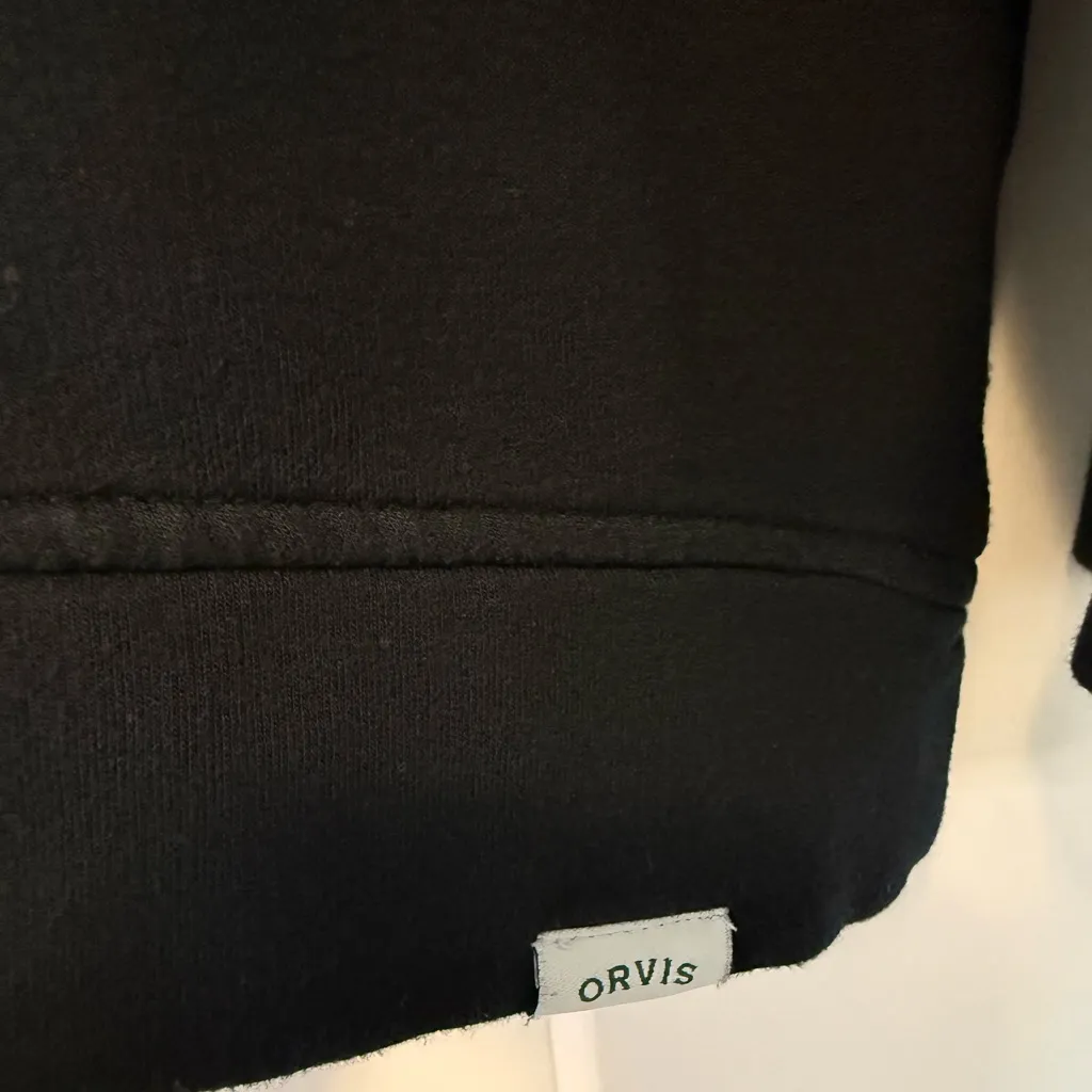 Orvis Black Lightweight Crewneck Sweatshirt Size Medium - Image 2