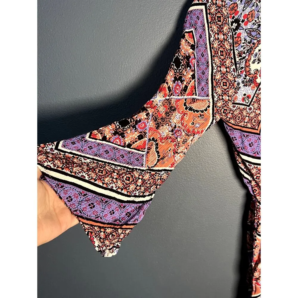 Reverse Pink and Blue Floral Romper Size Small Bell Sleeves V Neck - Image 3