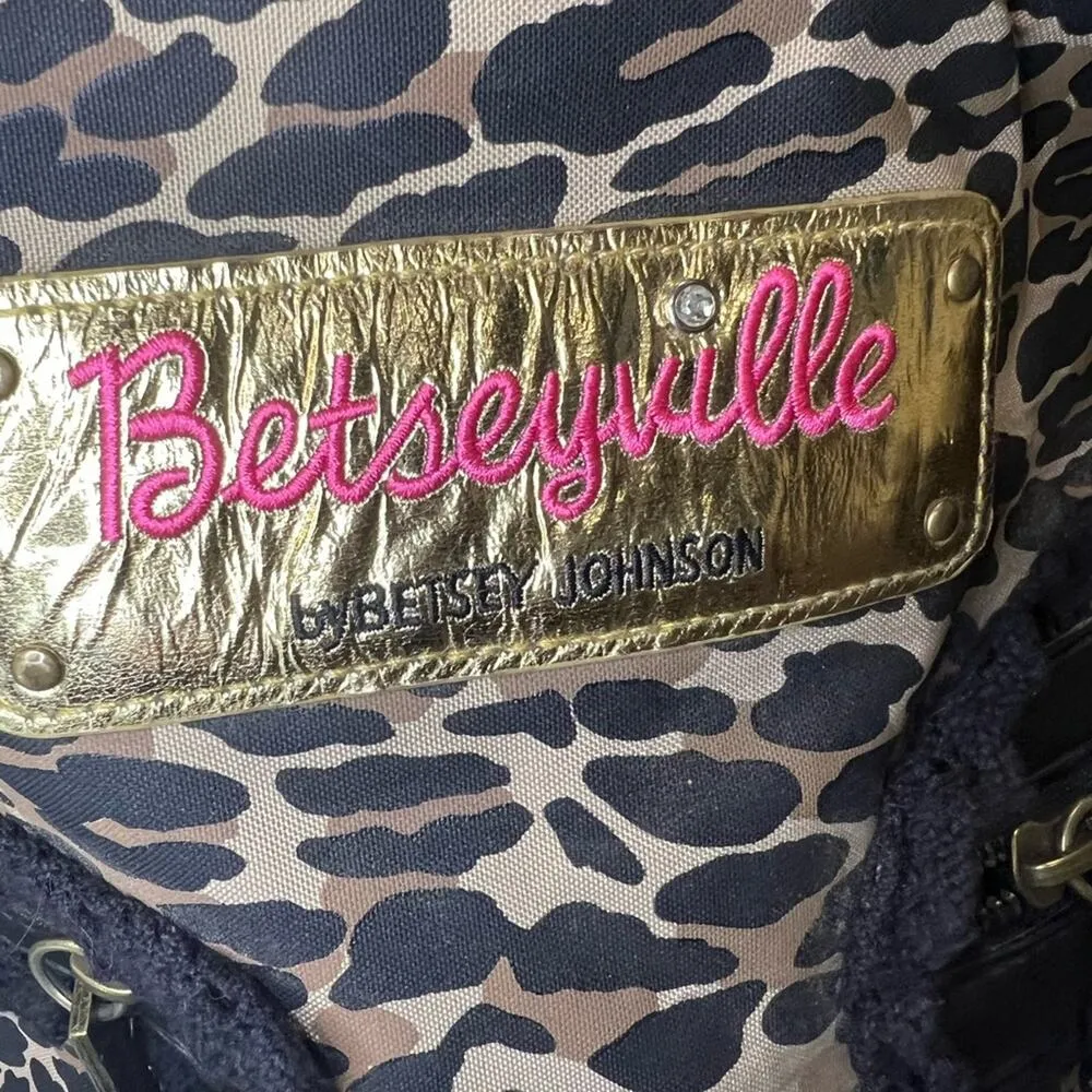 Betseyville Vintage Leopard Print Large Travel Bag - Image 6
