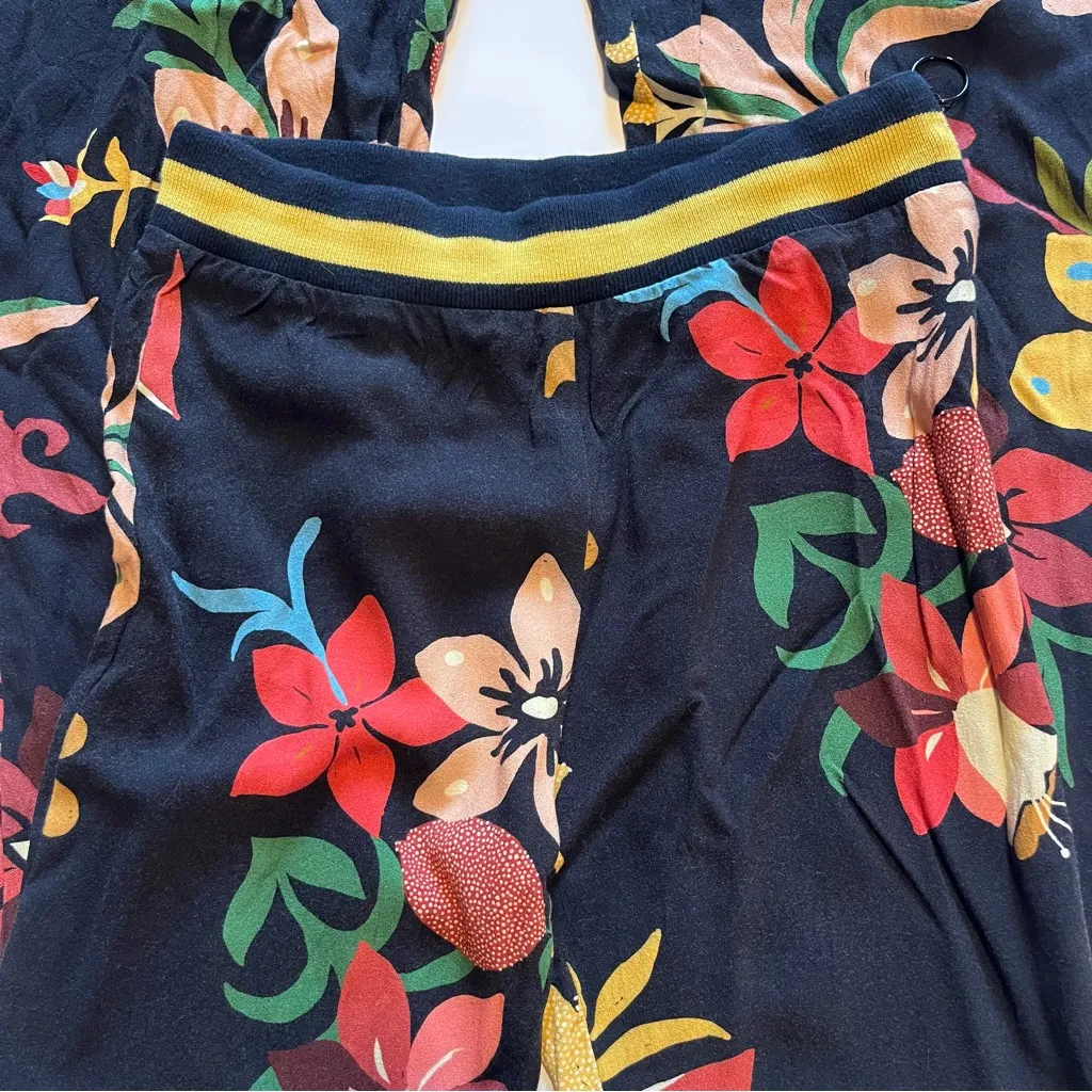 Farm Rio Calla Flared Pants Black Floral Size XS Anthropologie - Image 3