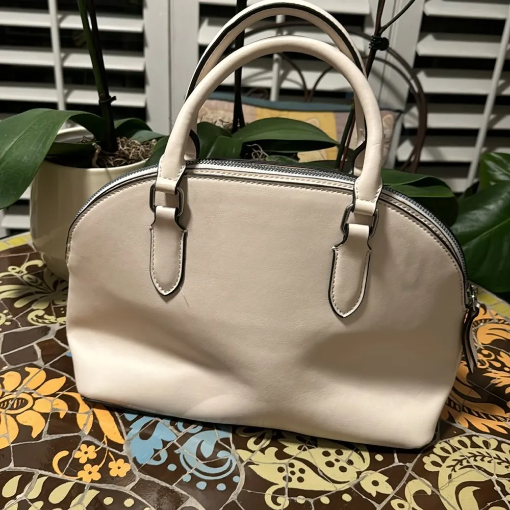 NINE WEST HANDBAG - Image 3