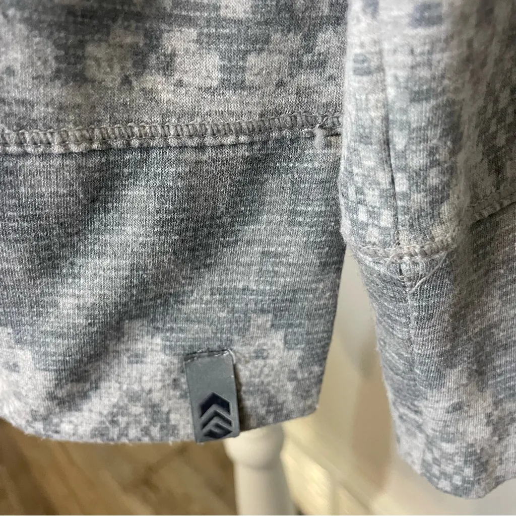 Women’s Free Country Sherpa-Lined Quarter-Zip Pullover - Image 2