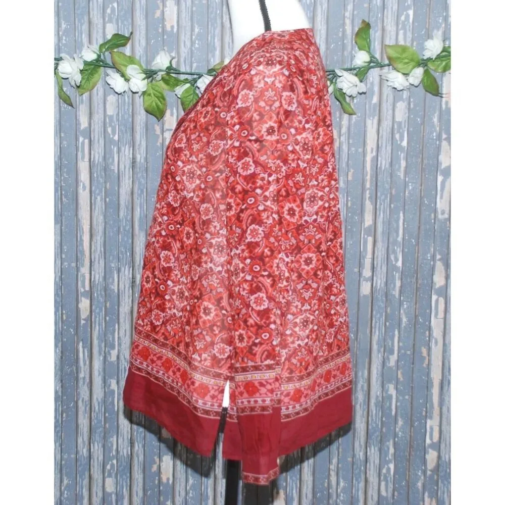 NICE Ann Taylor LOFT The Softened Red Tunic Top Size XS Floral Half Button Up - Image 5