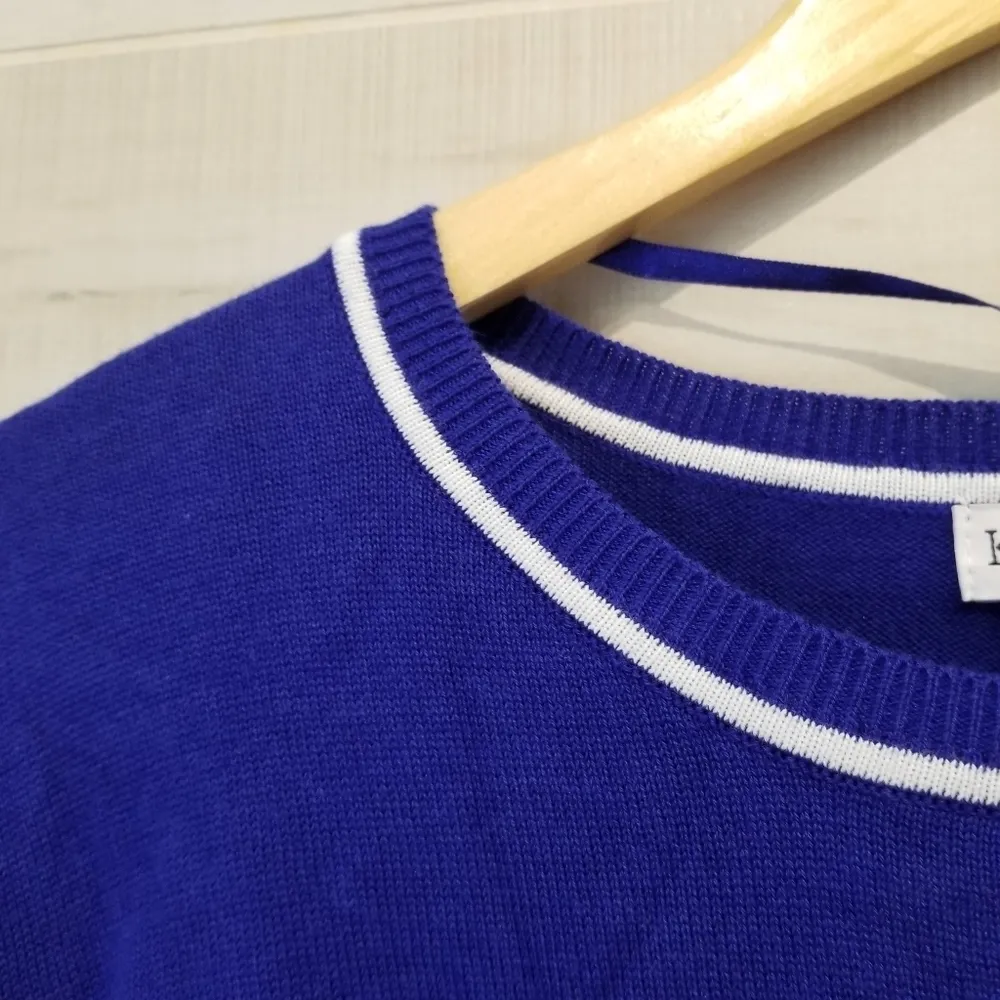 {M} NWT Kim Roger's Christmas Tree Sweater Ugly Christmas Sweater Presents - Image 8