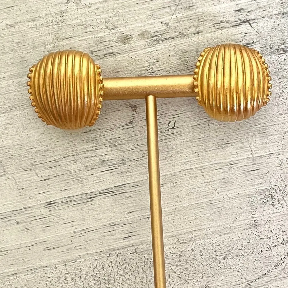 Anne Klein gold tone clip on vintage earrings - Image 2