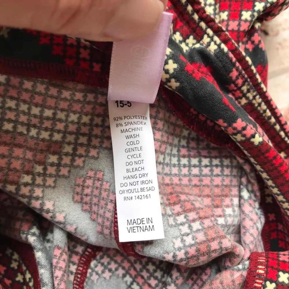 ❤️2 for $20❤️LuLaRoe Valentines Leggings Heart OS - Image 3