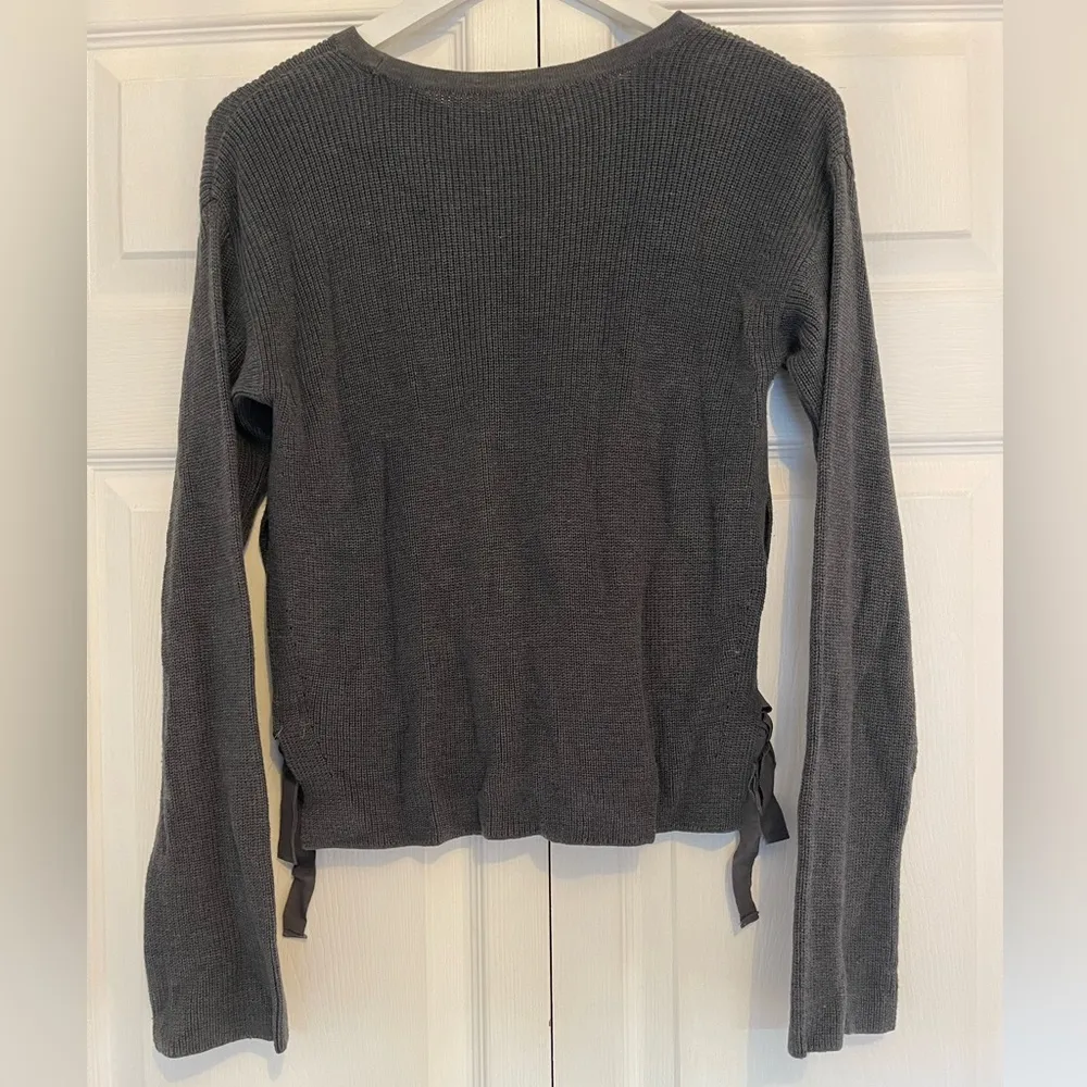 Garage  gray sweater with side slits size small - Image 6