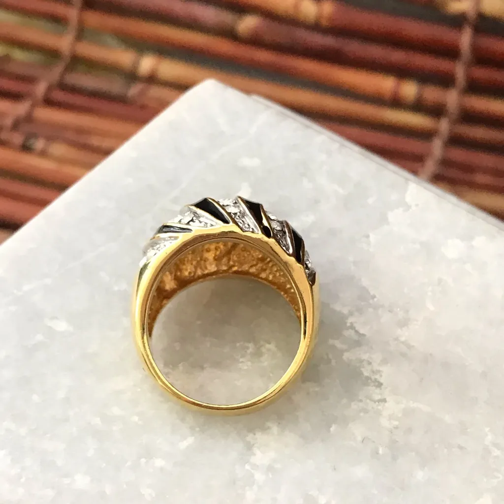 Stunning Dome Cocktail Ring Size 8 Red - Image 10