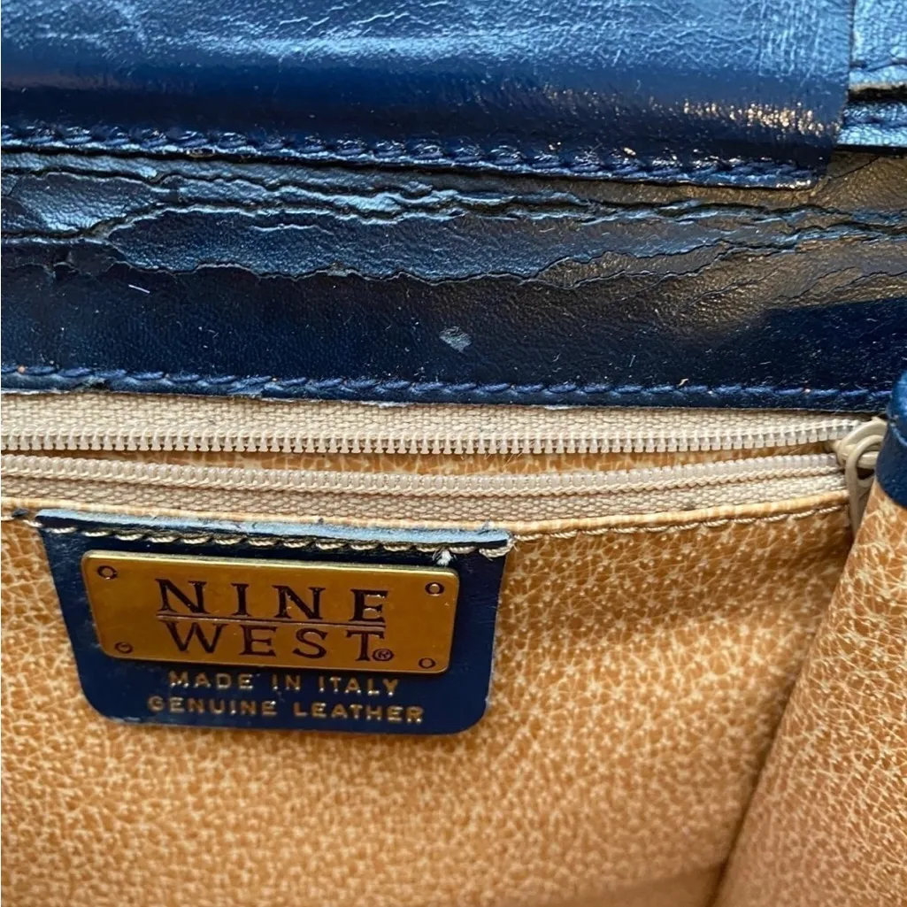 Vintage Nine West Genuine Leather Dark Blue Crossbody Bag – Made in Italy - Image 4