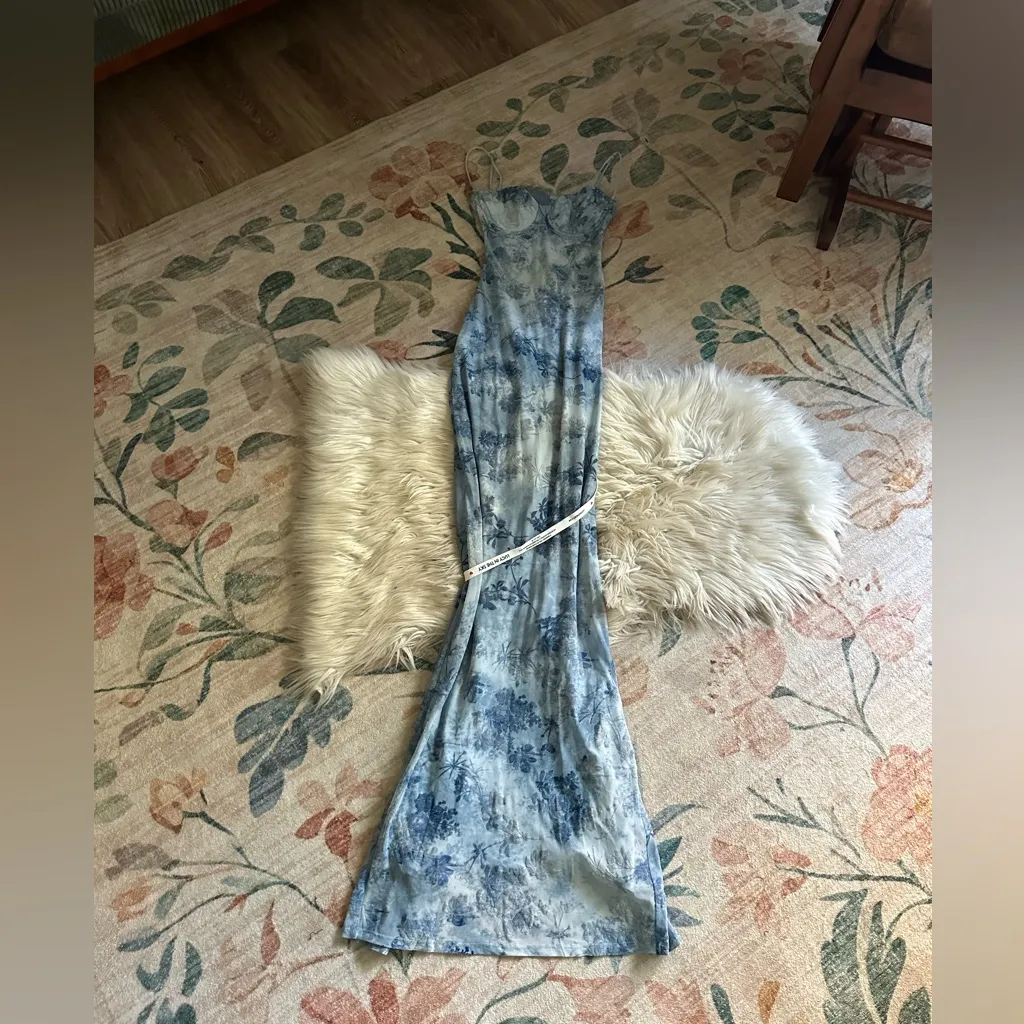 LUCY IN THE SKY Velvet Floral Maxi Dress In Blue - Image 4