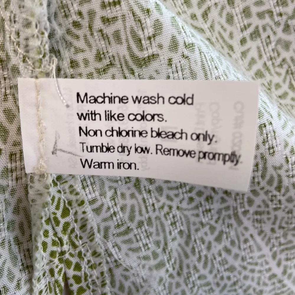 Tori Richard Women’s Green Leaf Print Open Neck Oriental Short Sleeve Shirt NWOT - Image 7