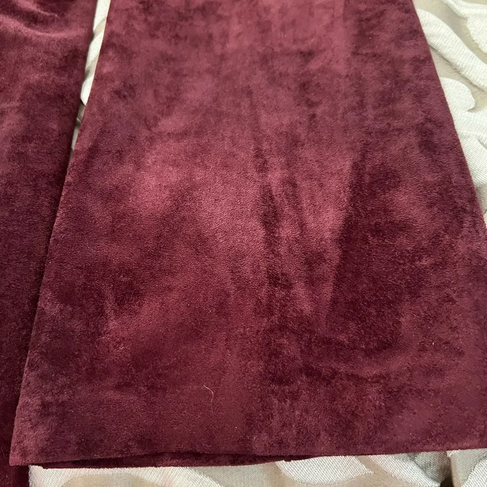 BLANK NYC faux suede boot cut pants with side zipper Size 27, NWT - Image 4