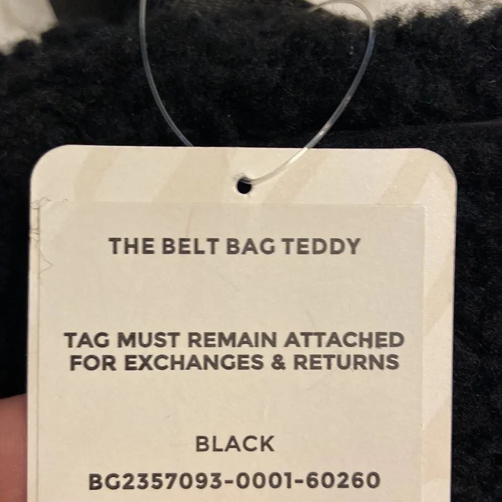 FABLETICS the belt bag teddy Black Sherpa Crossbody Bag brand new - Image 4