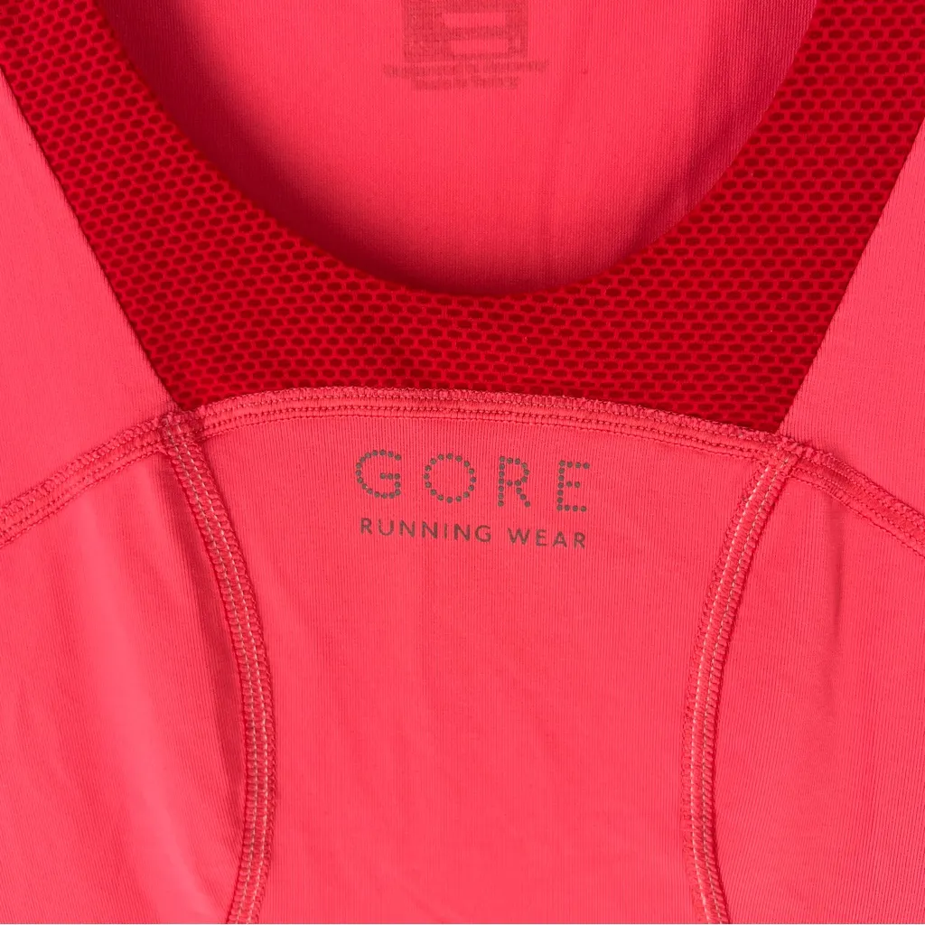 Gore Running Wear Women's Coral Air 2.0 Performance Top‎ Short Sleeve Scoop Neck Pink Size M - Image 2