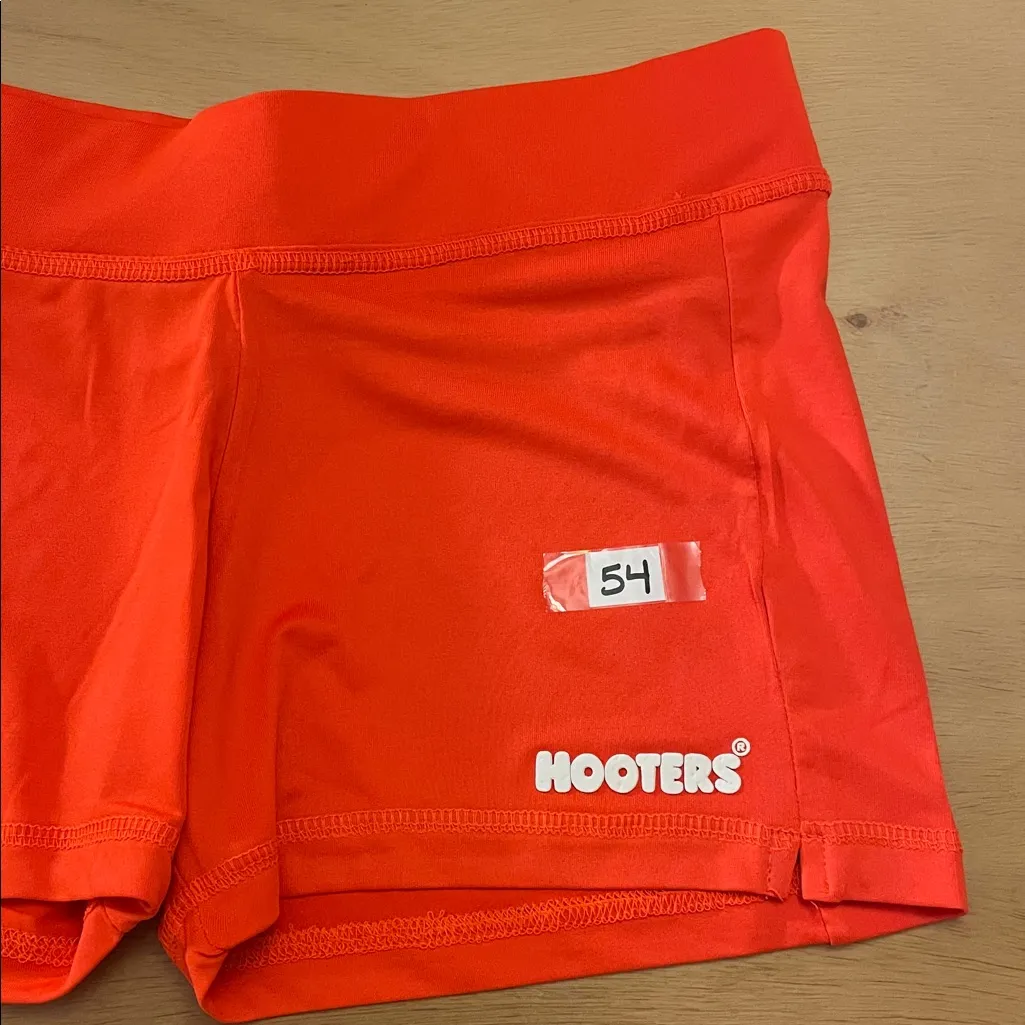B19-54 Sale!! New Women’s Hooters Girl Uniform Shorts with a Flaw Size U-Small - Image 2