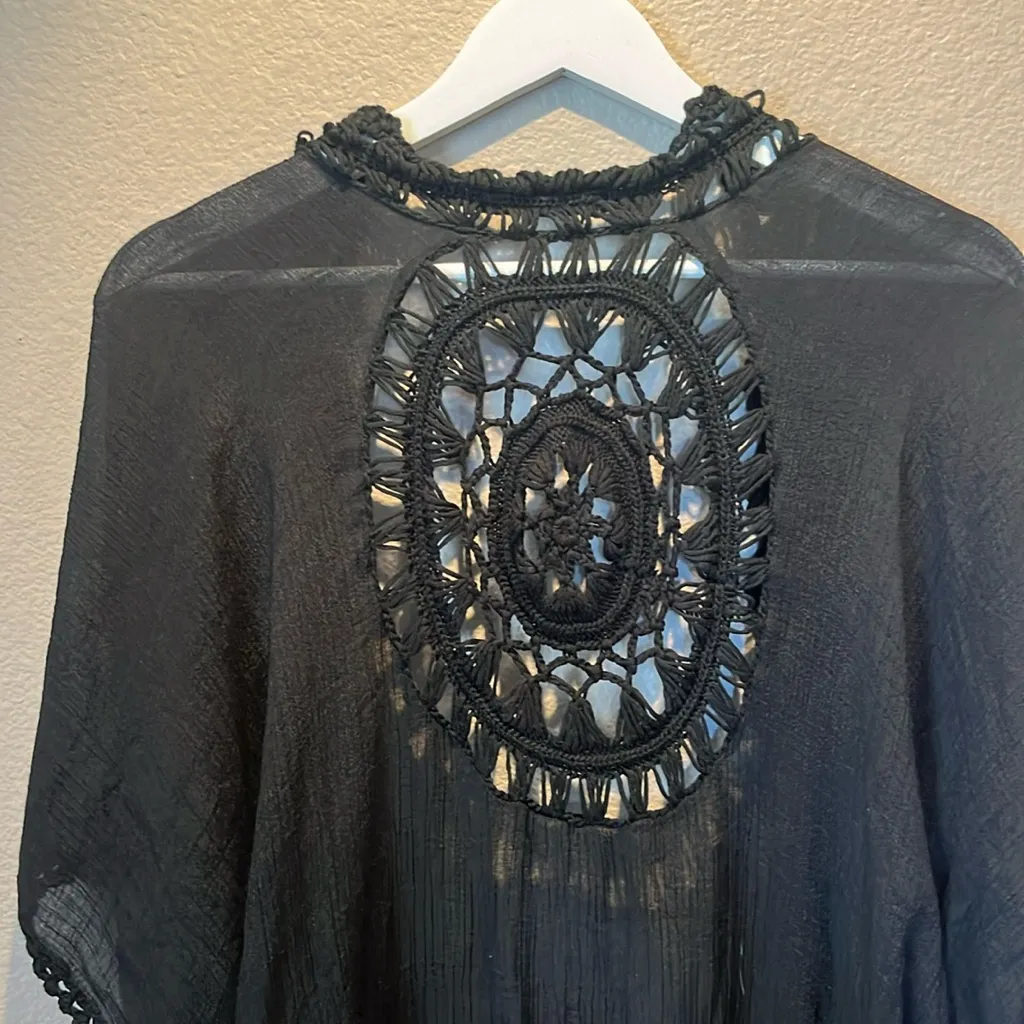 Anthropologie Do Everything In Love Black Crochet Kimono One Size - Image 9