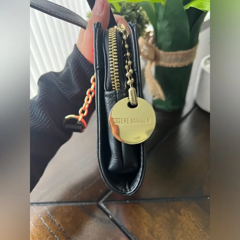 NWOT Steve Madden Coral Chain Crossbody Bag - Image 5