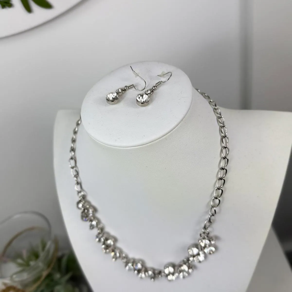 Beautiful Jewelry Set Gray - Image 2