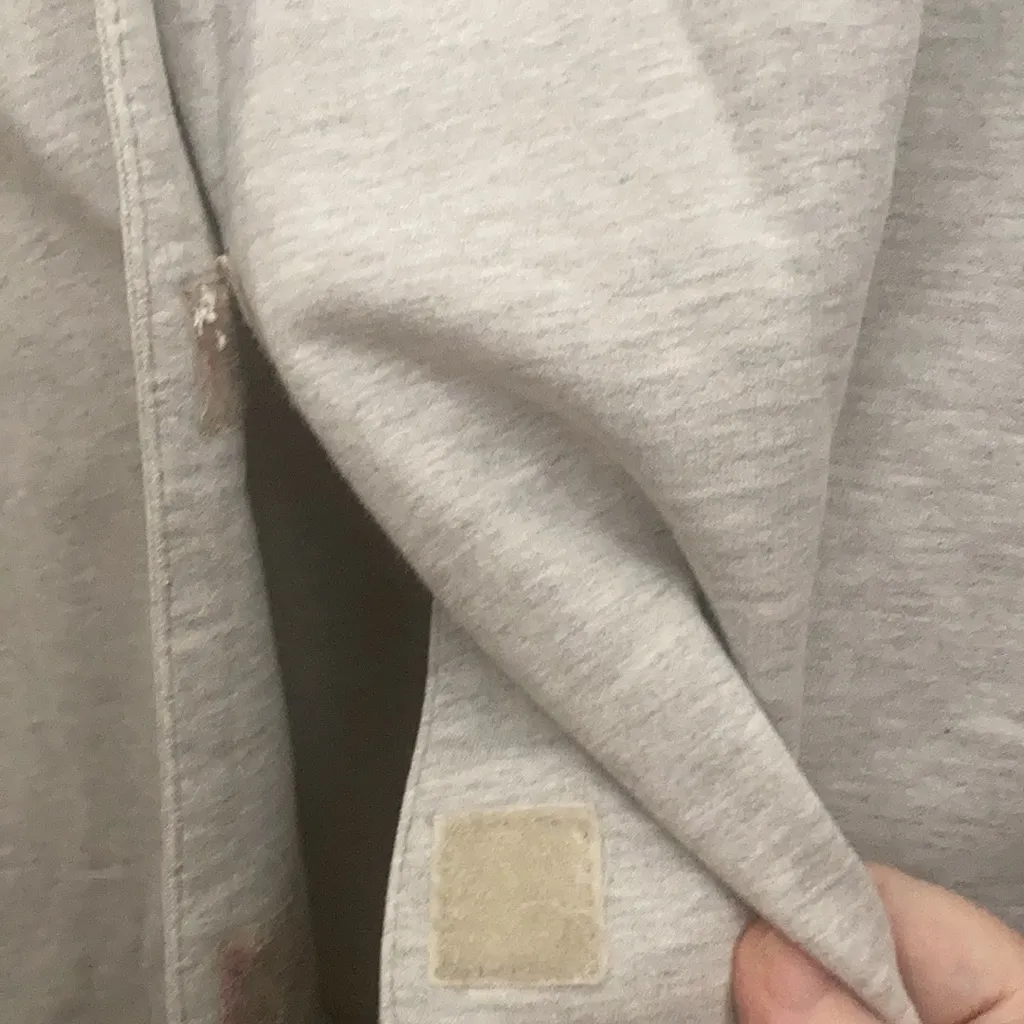 FINAL MARKDOWN Inc hooded bed jacket medium - Image 2