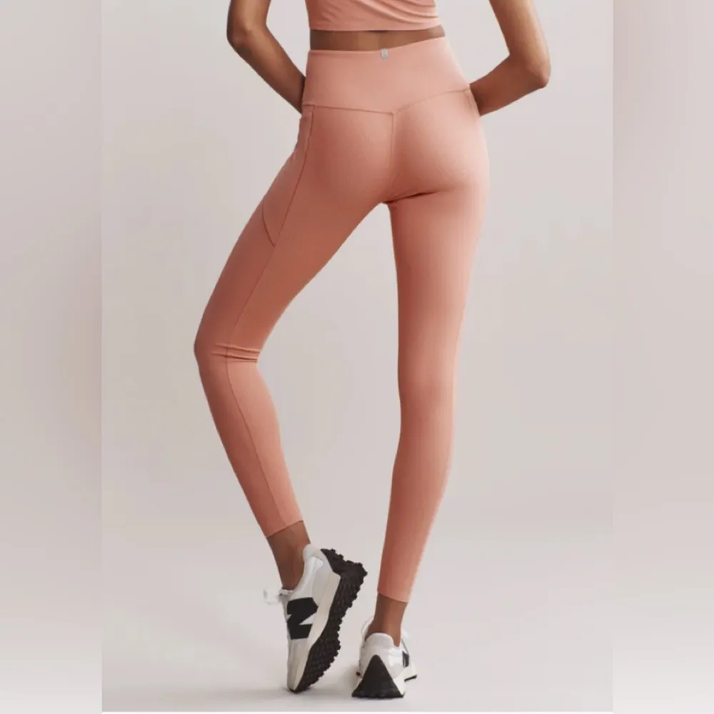 Rhône Ripple 7/8 Pocket Legging, Cameo Pink, Size XS Pink - Image 3