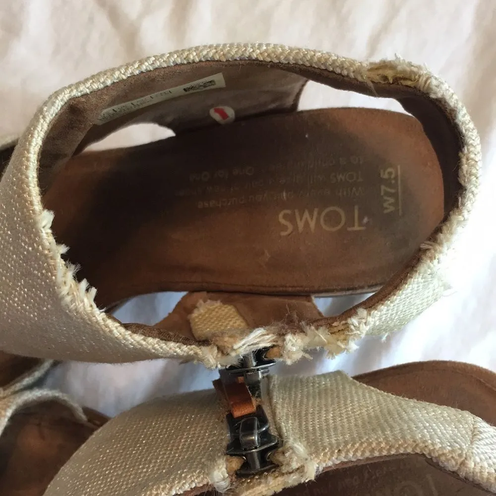 TOMS • Gold Woven Strap Heel - Image 8