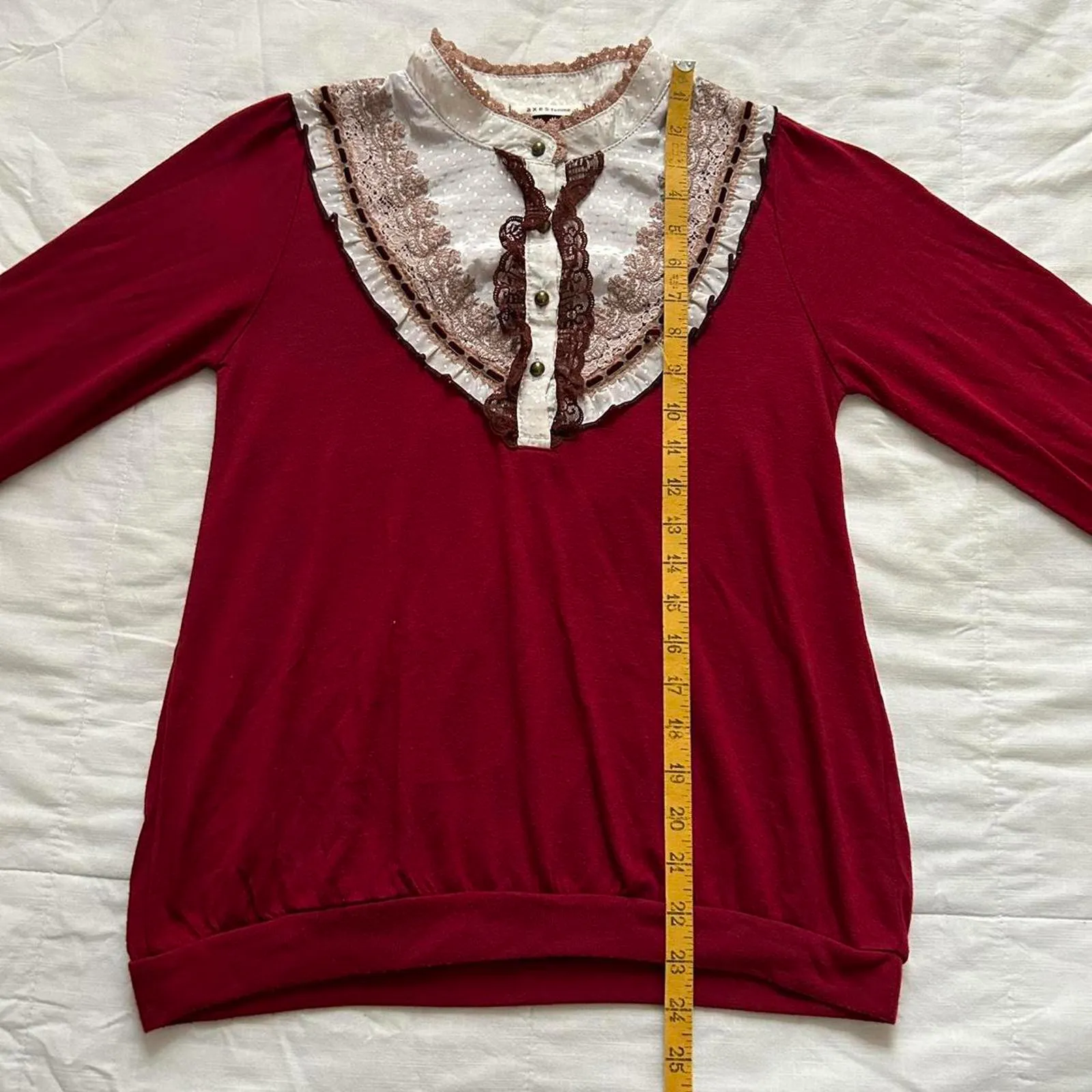 Axes femme Burgundy red and cream lace bib long sleeve blouse Size medium - Image 5