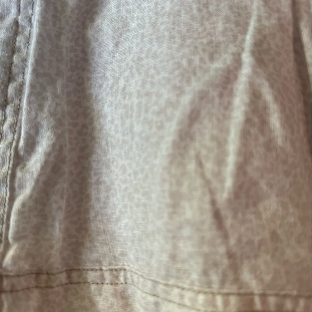 ATHLETA Cabo Linen Jogger‎ Micro Cheetah Abalone Grey White 2 EUC - Image 12