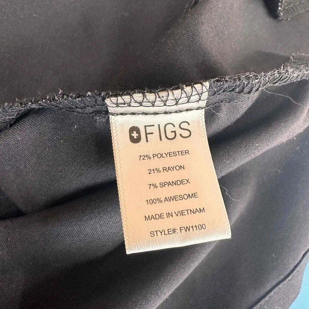 Figs Black Casma Three-Pocket Short Sleeve Scrub Top Size Medium - Image 8