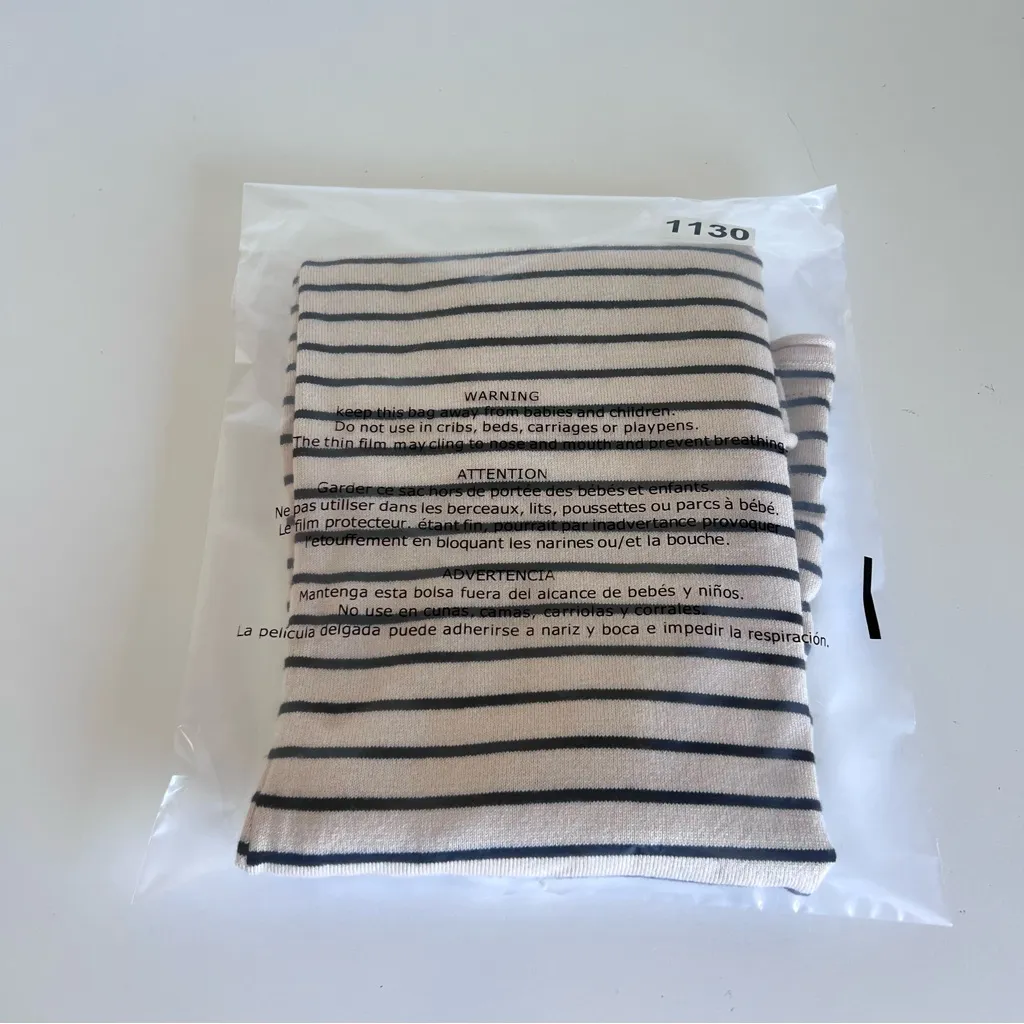 EllandEmm Women’s Black and Beige Classic Long Sleeve - Image 11