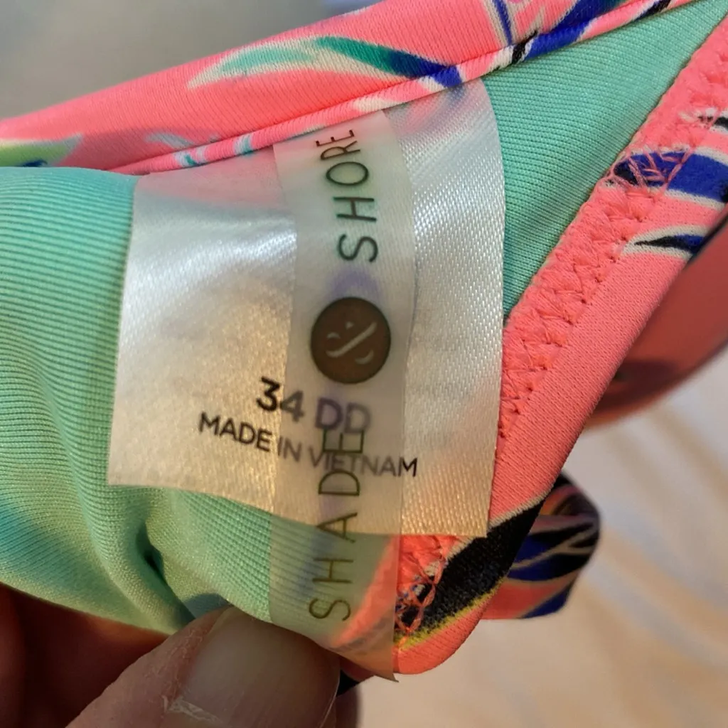 146 SHADE & SHORE Floral Vacation Beach Pink Bikini Top 34DD - Image 6