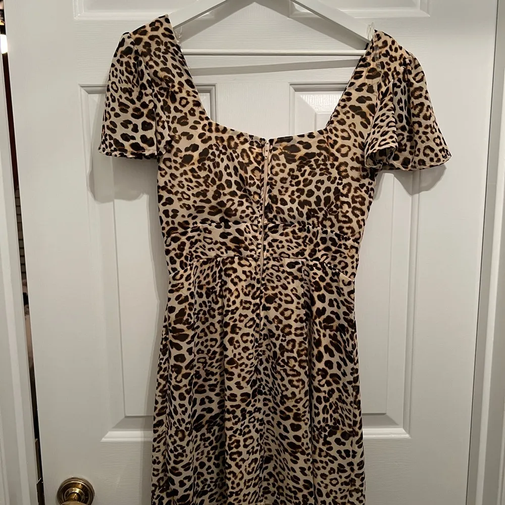 ROW A ANIMAL PRINT TWIST FRONT COCKTAIL DRESS VIA NORDSTROM - Image 4