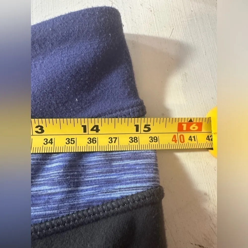 Lululemon Capris Womens 8 Groove Crop Yoga Pants Purple Gray Reversible Workout - Image 9