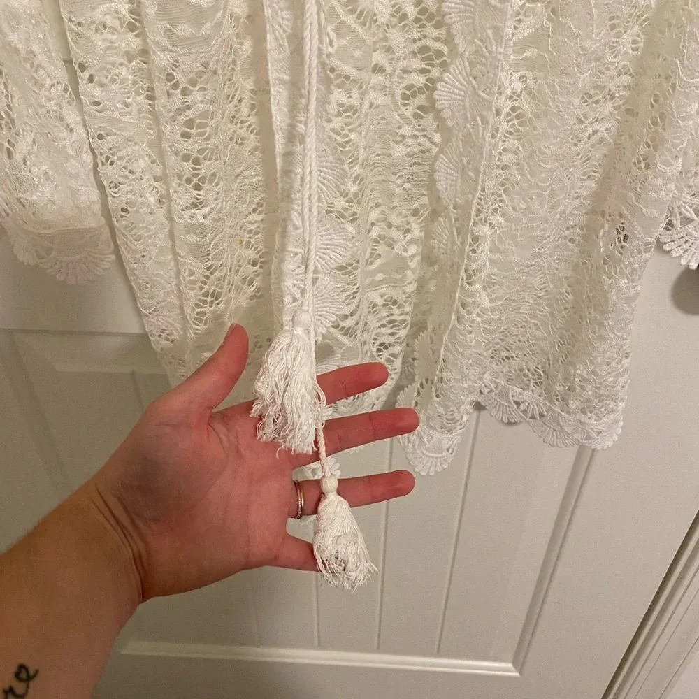 EUC | CBR women’s lace open‎ cardigan — large White - Image 3