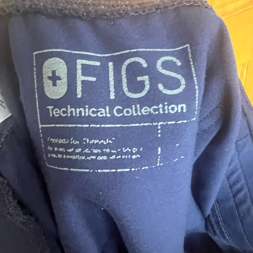 FIGS  - Navy Blue Scrub Pants - Image 4