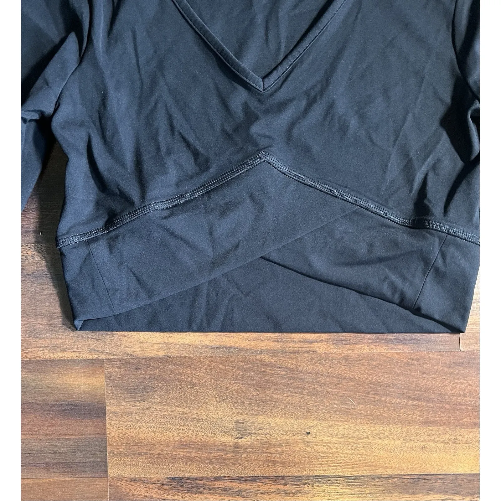 Gymshark Wrap Long Sleeve Crop Top Black Size Small Women's Activewear Yoga Top - Image 4