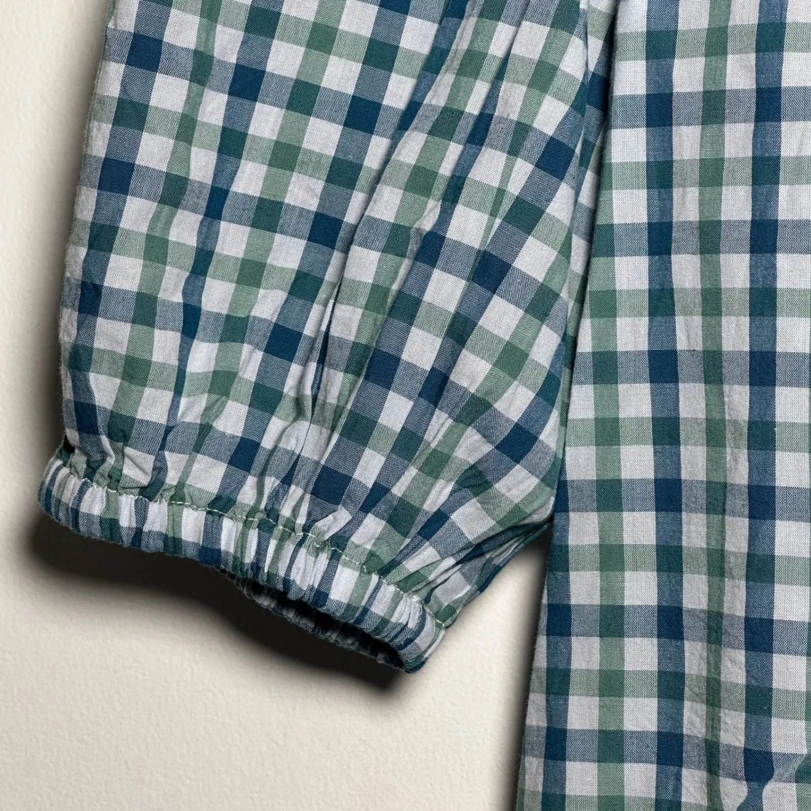 Melrose Market Gingham Puff Sleeve V Neck Top Green Navy White Women's XS - Image 8