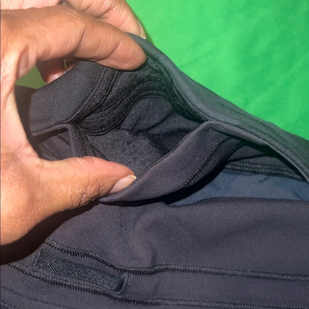 lululemon athletica Black Camouflage Spandex Bike Shorts size 12 - Image 4