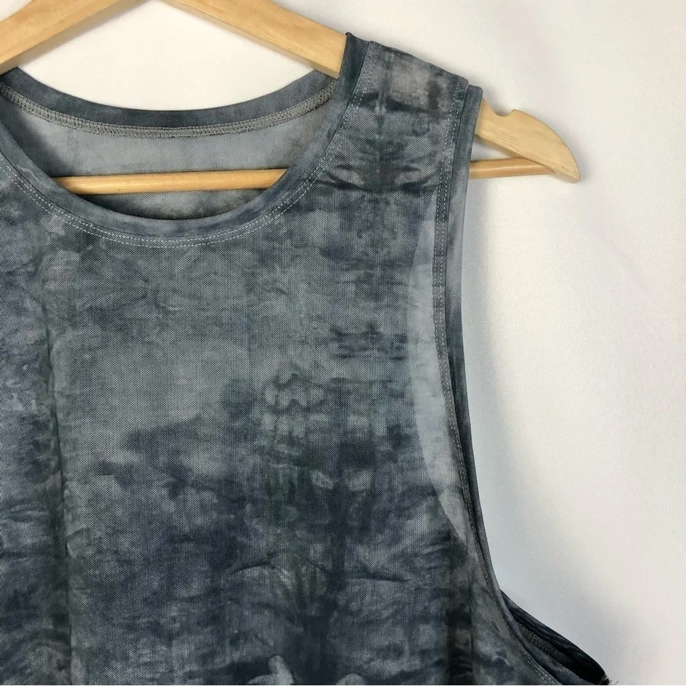 Boutique Blue Tie Dye Mesh Split Back Athletic Tank Top L - Image 3