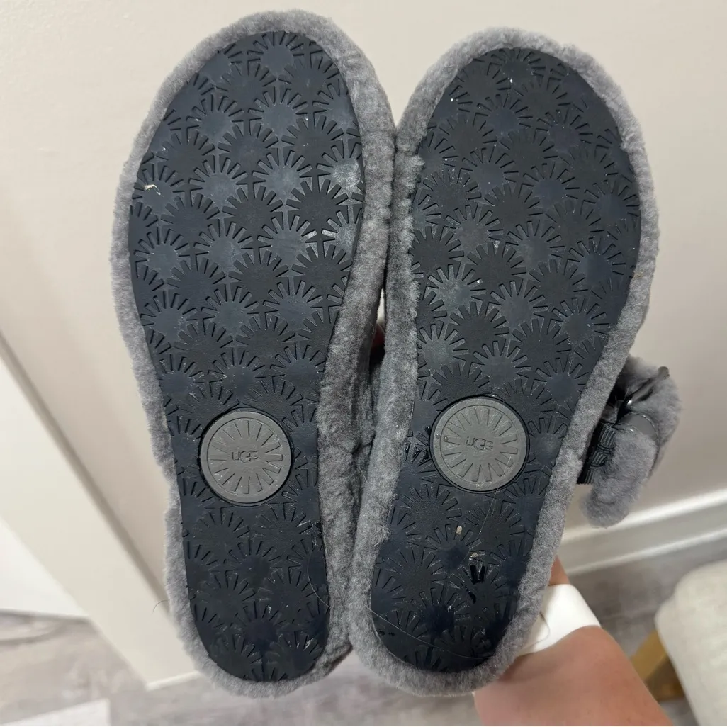 Ugg Fuzz yeah Slide‎ platform sandals slippers size 8 - Image 4