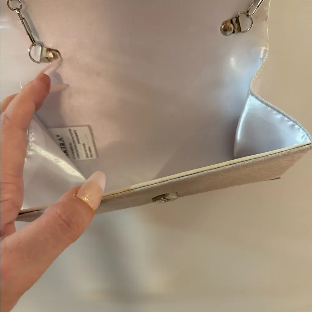 Akira Sparkle Studded Silver Chain Clutch - Image 6