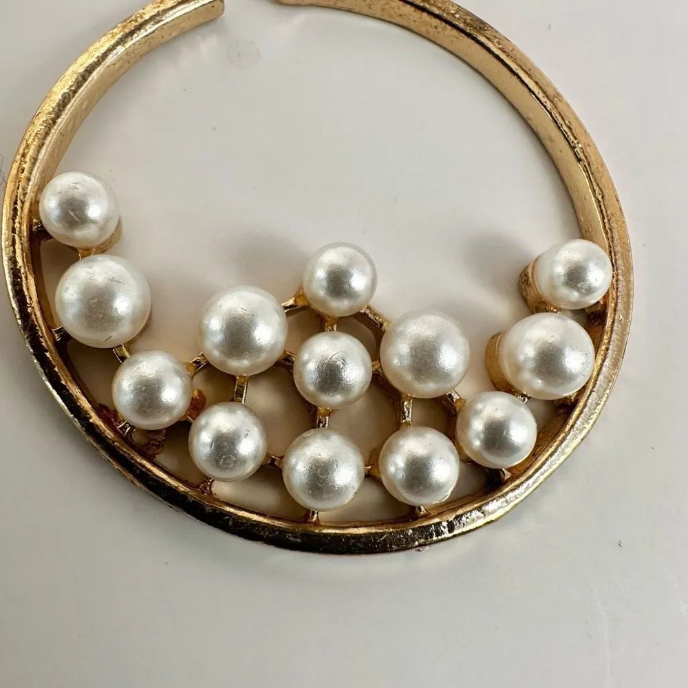 Gold tone faux pearl hoop earrings - Image 7