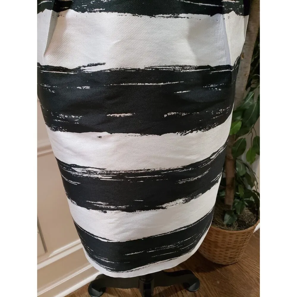 Coast Women's Black & White Polyester Round Neck Sleeveless Knee Length Dress 14 - Image 4