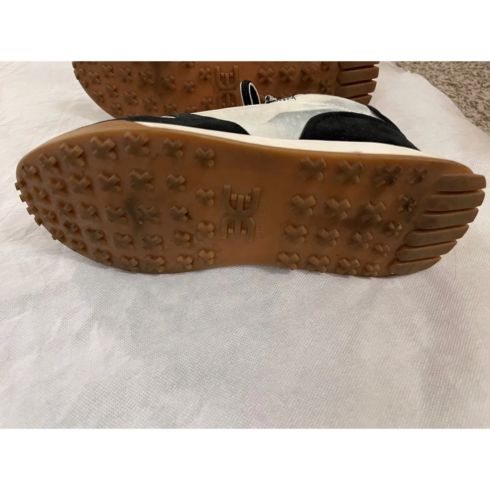 Sam Edelman Layla Women's Sneakers White Black Suede Gum Sole Size 7M - Image 4