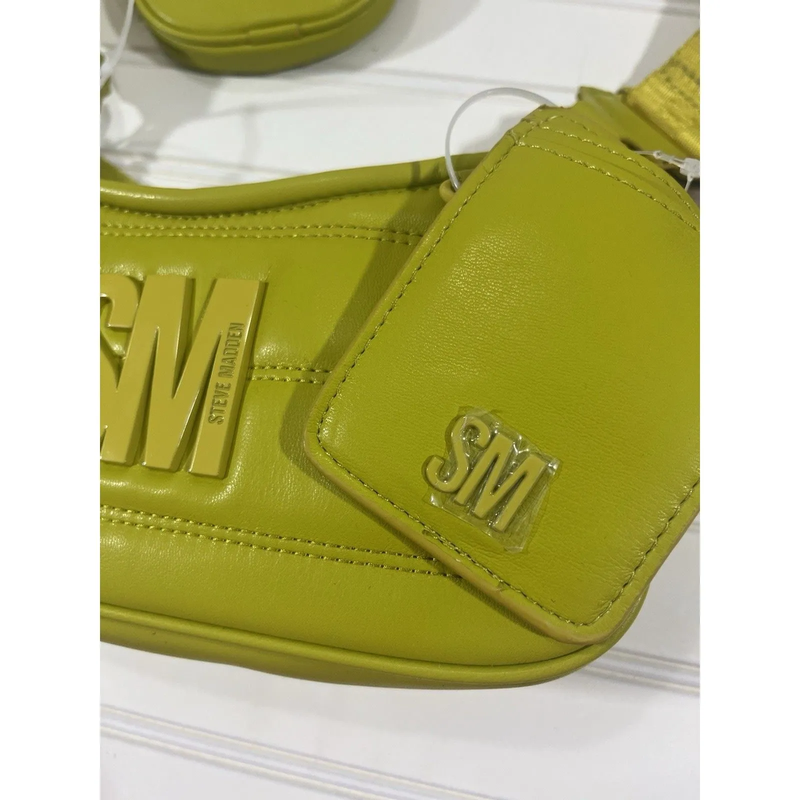 Steve Madden BZOIA Crossbody Bag AirlPod/Coin Pouch & ID Cards Holder NWT - Image 2