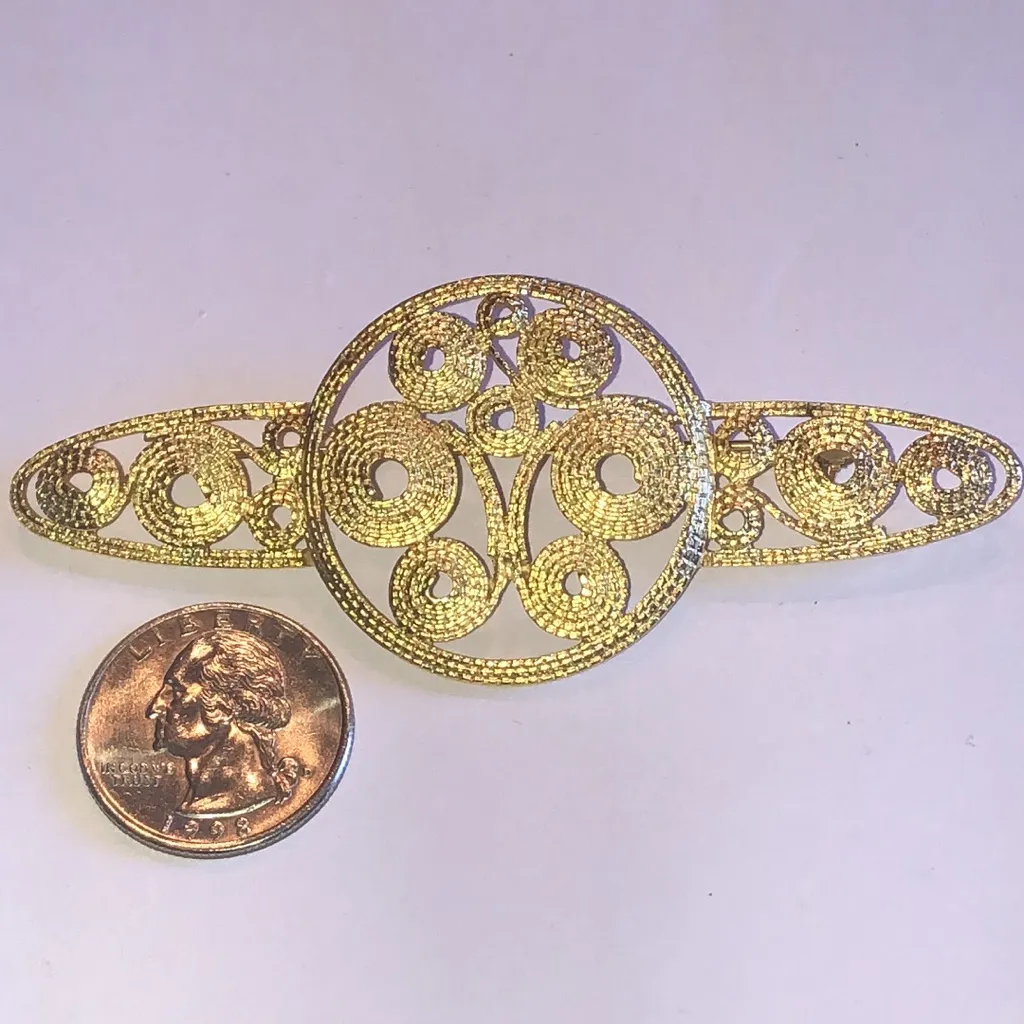 Elegant Vintage Satin Soft Gold Tone Filigree Retro Boho Brooch - Image 3